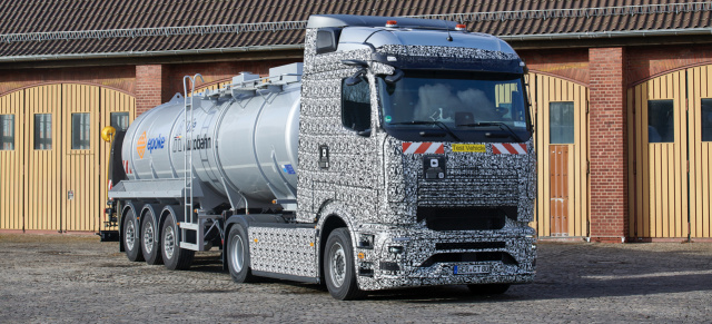 Mit Batterien gegen Schlitterpartien: Batterieelektrischer eActros 600 im Winterdienst-Einsatz