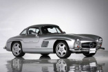 Sterne unterm Hammer: In Tokyo wird ein 300 SL Restomod versteigert: 1 of 11: 1955er 300 SL mit AMG-Technik! 