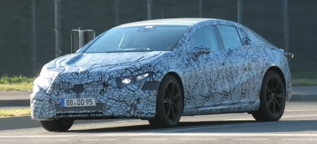 Mercedes-Benz EQS Erlkönig erwischt: Star-Spy-Shot-Video: Mehrere EQS Prototypen gefilmt