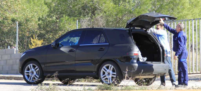 Erlköng erwischt: der neue Mercedes ML: Aktuelle Bilder von den Mercedes Testfahrten mit der kommenden M-Klasse 