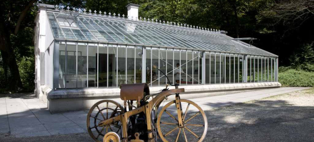 Sternenaufgang vor 125 Jahren : Mercedes-Benz Museum feiert 125-jähriges Jubiläum des Daimler Reitwagens