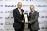 Ausgezeichneter Chef: Dieter Zetsche erhält World Top Manager Award 2013: Anerkennung für die Entwicklung der Marke Mercedes-Benz