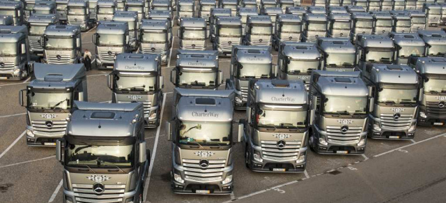 Auf die Rampe, fertig, los! Sternfahrt mit 450 neuen Mercedes-Benz Actros: Vorführfahrzeuge auf ihrem Weg zu den deutschen Mercedes-Benz Partnern und Niederlassungen