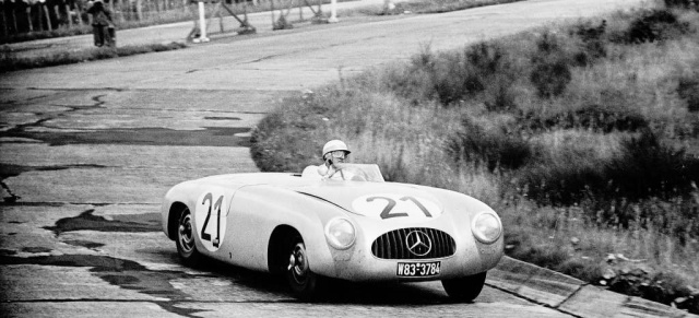 Vor 60 Jahren: Vierfachsieg für Mercedes-Benz 300 SL beim Großen Jubiläumspreis auf dem Nürburgring: Die Mercedes-Benz Piloten Lang, Kling, Rieß und Helfrich belegen am 3. August 1952 die Plätze eins bis vier