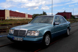 Komplettrestaurierung eines Unikats: Mercedes-Benz W124 in "Beryll Metallic" als karibischer Traum