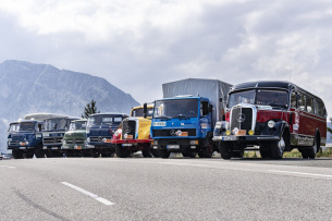 Trucking at its Best mit historischen Mercedes Nutzfahrzeugen  und Setra Bus