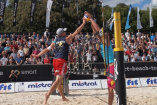 Die smart beach tour - von Mai bis September wir die Stadt zum Strand : Sonne, Sand und packende Volleyball-Duelle erwarten die Besucher auf der smart beach tour 2013.