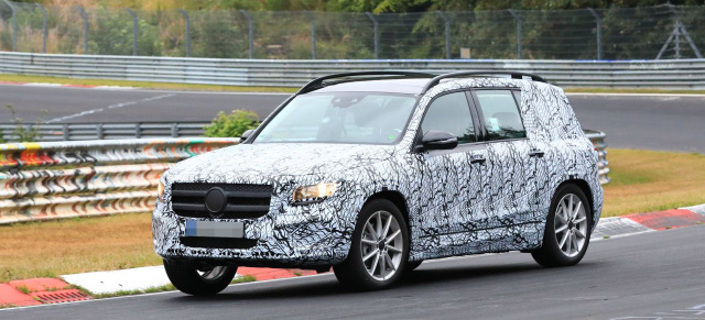 Mercedes-Benz Erlkönig auf dem Nürburgring erwischt: Star Spy Shot: Mercedes GLB mit geringerer Tarnung