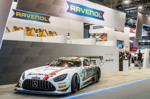 Neues Ravenol-Motoröl für die Rennstrecke: Ravenol und AMG präsentieren neues Öl für den GT-Sport