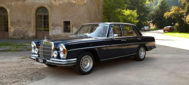 Gebrauchtwagen aus zweiter Hand: Ehemaliges Direktionsfahrzeug: 1972 Mercedes-Benz 280 SE 3.5 (W108)