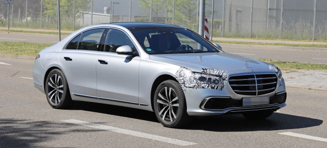 Mercedes Erlkönig-Premiere: Spy-Shot-Debüt: Erste Bilder vom S-Klasse-Facelift W223