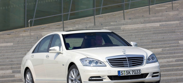 Versicherungsrabatt für Mercedes-Fahrer: Mercedes Bank gewährt bis zu 15%