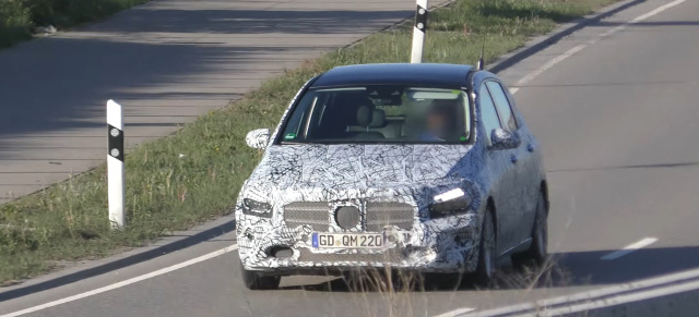 Mercedes-Benz Erlkönig erwischt: Star Spy Shot Video: aktuelle Aufnahmen von der B-Klasse III