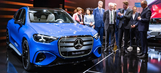 Vorführeffekt: Mercedes-Panne mit GLC EQ auf der IAA 2025: Mercedes-CEO Källenius zeigt Bundeskanzler Merz, dass es beim Stern klemmt