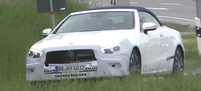 Mercedes-Benz Erlkönig erwischt: Spy-Shot-Video: Mercedes-E-Klasse Cabriolet MoPf