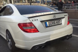 Hörproben: Mercedes C63 AMG - 4,0-Liter V8 vs. 6,2-Liter-V8 : Geräuschvolle Kraftprobe im Video: AMG-Motorsounds  von 4-Liter-V8 und 6,2-Liter-V8 im Vergleich