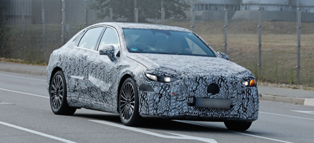 Mercedes-Benz Erlkönig erwischt: Aktuelle Bilder von der vollelektrischen C-Klasse 2026