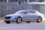 Erlkönig erwischt: Mercedes-Benz E-Klasse Langversion: Spy shot Video: Langversion der E-Klasse (China-Version?)