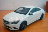 Im Netz gefunden: Erstes Foto vom Mercedes CLA als 1:18 Modellauto : Das Aussehen des Baby CLS zeigt sich vorab der Publikumspremiere schon im Kleinen