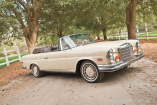 Frühlingserwachen: 1971 Mercedes-Benz 280SE 3.5 Cabriolet : Einer der letzten handgefertigten Mercedes-Benz